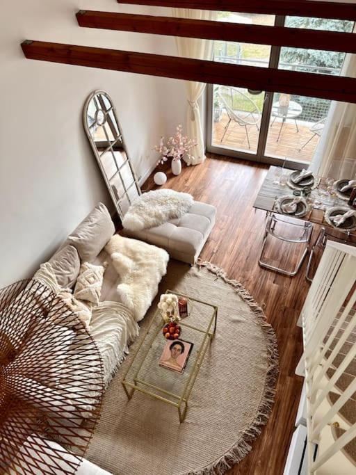Bali Home Stylische Wohnung Mit Terrasse 舍讷费尔德 外观 照片